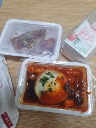 죠스떡볶이 [죠스푸드] 짜빠떡볶이+떡또그+범벅만두 신메뉴 3종 — 5점을 준 리뷰어가 2020년 5월 올린 사용 사진