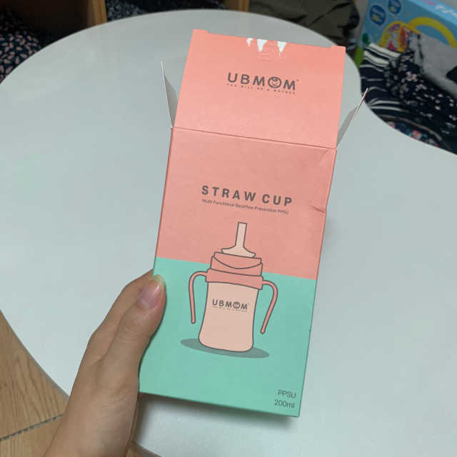 유비맘 샘방지 PPSU 빨대컵_컬러 랜덤 발송 리뷰 사진