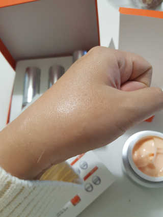 메디페르 [ 1+1 ] 루테인앰플세트 1개 + 루테인크림 50ml 1개 — 4점을 준 리뷰어가 2020년 11월 올린 사용 사진