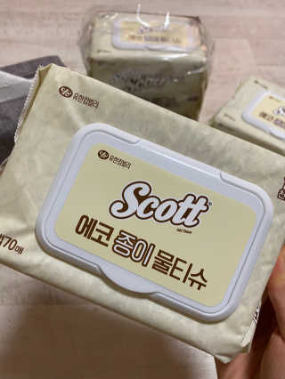 스카트 에코물티슈 에코종이물티슈+크리넥스 딱한장 핸드타월 — 5점을 준 리뷰어가 2020년 11월 올린 사용 사진