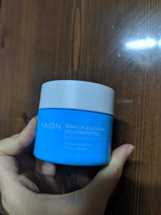 바르는콜라겐 하이온 제주바다보배 슬리핑마스크 100mL — 4점을 준 리뷰어가 2020년 5월 올린 사용 사진