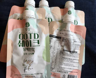 [꾸콤] 참참 OOTD쉐이크 담백한 일주일세트 50g x 5 — 5점을 준 리뷰어가 2020년 9월 올린 사용 사진