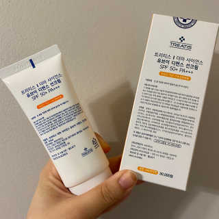트리티스 US [TREATIS] UV Defence Sun Cream PA+++ / SPF50+ — 5점을 준 리뷰어가 2021년 1월 올린 사용 사진