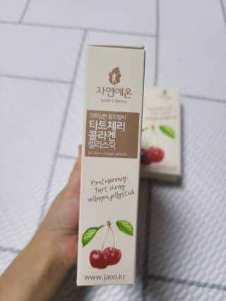 자연에온 가득담은 몽모랑시 타트체리 콜라겐 젤리스틱 — 5점을 준 리뷰어가 2020년 12월 올린 사용 사진
