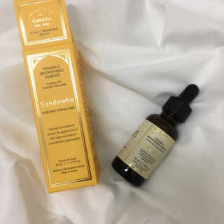 [스킨큐어] 산다화 비타민C 화이트닝 에센스 30ml — 5점을 준 리뷰어가 2020년 4월 올린 사용 사진