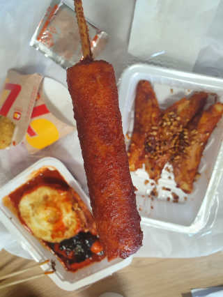 죠스떡볶이 [죠스푸드] 짜빠떡볶이+떡또그+범벅만두 신메뉴 3종 — 3.5점을 준 리뷰어가 2020년 4월 올린 사용 사진