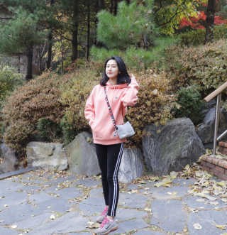브랜디드라이프스타일코리아 행텐 헤리티지 후드 티셔츠 / 후드집업 — 5점을 준 리뷰어가 2020년 11월 올린 사용 사진