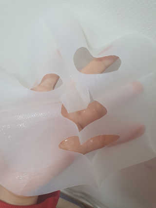 [마더메이드]룩시카라이브 울트라 리페어링 겔 마스크K — 5점을 준 리뷰어가 2020년 11월 올린 사용 사진