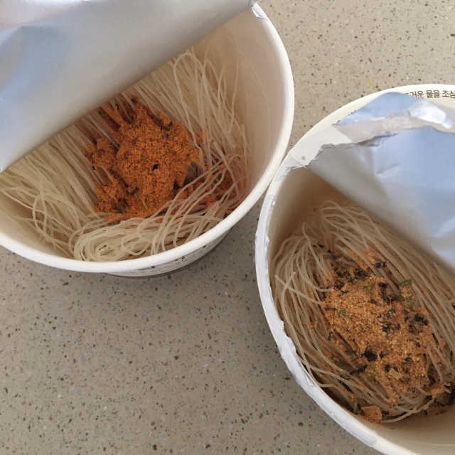 [네이처빌] 우리쌀로 만든 글루텐프리 컵쌀국수 리뷰 사진