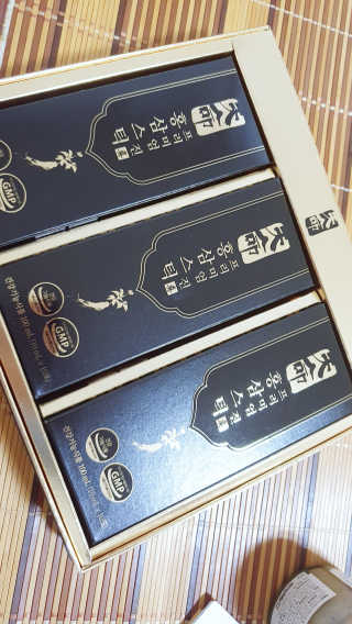 헬스업_천명진프리미엄홍삼스틱_10ml x 30포 — 5점을 준 리뷰어가 2020년 8월 올린 사용 사진