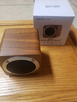 SEVIZ MINI10W 레트로 블루투스 스피커 — 5점을 준 리뷰어가 2020년 8월 올린 사용 사진