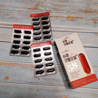 메이준뉴트리 슈퍼 크릴 오일58 1000mg x 30캡슐 — 5점을 준 리뷰어가 2020년 5월 올린 사용 사진