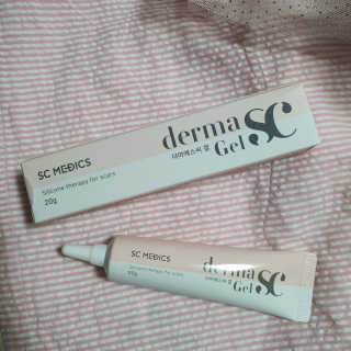 derma SC-Gel 더마에스씨 겔 20g — 5점을 준 리뷰어가 2020년 5월 올린 사용 사진