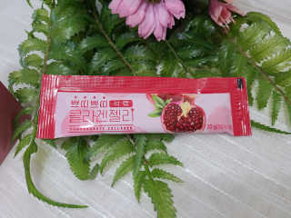 헬스업_쁘띠쁘띠석류콜라겐젤리_20g x 14포 — 4점을 준 리뷰어가 2020년 10월 올린 사용 사진