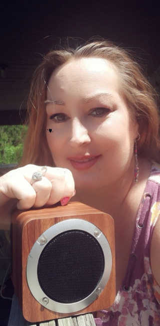 SEVIZ MINI10W 레트로 블루투스 스피커 — 5점을 준 리뷰어가 2020년 7월 올린 사용 사진
