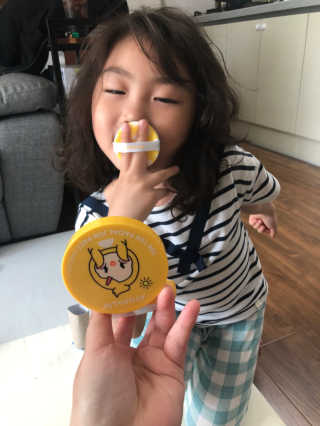 아토팜 톡톡 페이셜 선팩트 SPF43 PA+++ — 5점을 준 리뷰어가 2020년 5월 올린 사용 사진