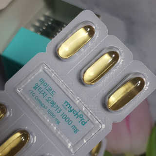 JW중외제약 마이코드 알티지 오메가3 1000 mg — 5점을 준 리뷰어가 2020년 7월 올린 사용 사진
