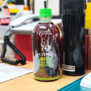 칸타타 콘트베이스 칸타타 콘트라베이스 TEA 보리/그린티 500ml — 5점을 준 리뷰어가 2020년 7월 올린 사용 사진