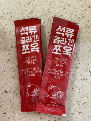 조은약초 석류콜라겐 석류즙 석류쪼옥 젤리 스틱 15포 x 20g — 5점을 준 리뷰어가 2020년 8월 올린 사용 사진
