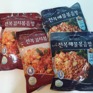 바다는다웰빙이다 전복해물볶음밥/전복김치볶음밥 250g-4봉지 — 3.5점을 준 리뷰어가 2020년 8월 올린 사용 사진