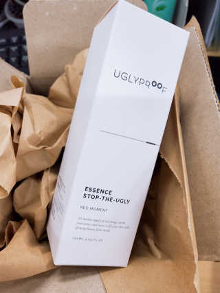 어글리프루프 에센스 스탑디어글리 레드모먼트 에센스 120ml — 5점을 준 리뷰어가 2020년 10월 올린 사용 사진