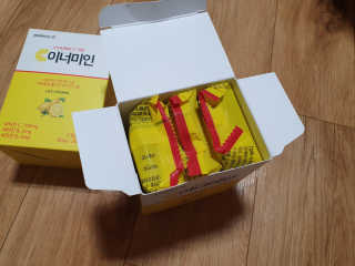 이너미인 VITAMIN-C 700 — 4.5점을 준 리뷰어가 2020년 10월 올린 사용 사진