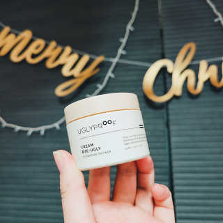 어글리프루프 크림 바이어글리 하이드레이션 샤워 50ml — 5점을 준 리뷰어가 2020년 11월 올린 사용 사진