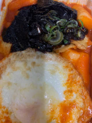 죠스떡볶이 [죠스푸드] 짜빠떡볶이+떡또그+범벅만두 신메뉴 3종 — 5점을 준 리뷰어가 2020년 4월 올린 사용 사진