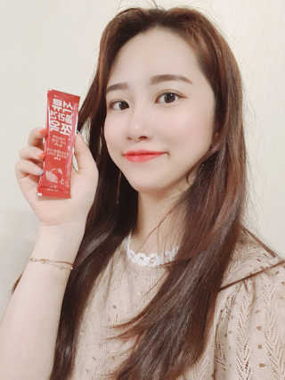 조은약초 석류콜라겐 석류즙 석류쪼옥 젤리 스틱 15포 x 20g — 5점을 준 리뷰어가 2020년 7월 올린 사용 사진