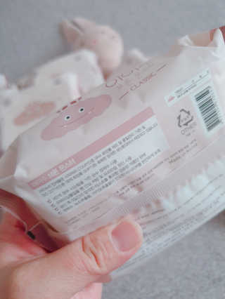 아이수 브론 몬스터 휴대용 아기 물티슈 — 4점을 준 리뷰어가 2020년 11월 올린 사용 사진