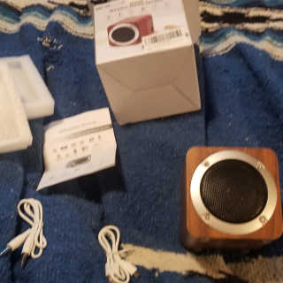 SEVIZ MINI10W 레트로 블루투스 스피커 — 5점을 준 리뷰어가 2020년 10월 올린 사용 사진