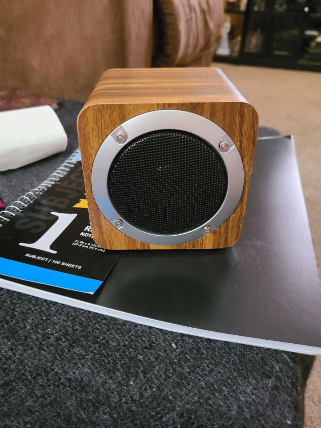 SEVIZ MINI10W 레트로 블루투스 스피커 리뷰 사진