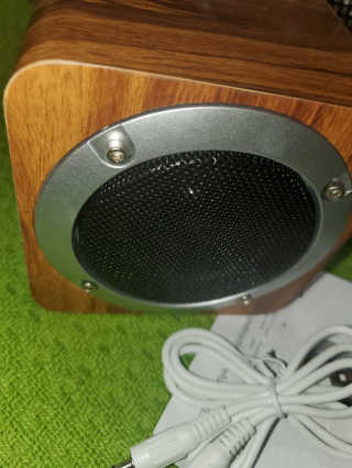 SEVIZ MINI10W 레트로 블루투스 스피커 — 5점을 준 리뷰어가 2020년 8월 올린 사용 사진