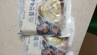 바다는다웰빙이다 완도사랑 전복죽 250g - 2팩 + 전복장조림 2팩 — 5점을 준 리뷰어가 2020년 11월 올린 사용 사진