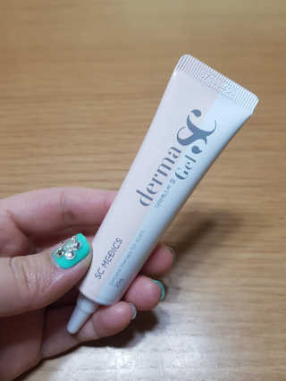 derma SC-Gel 더마에스씨 겔 20g — 5점을 준 리뷰어가 2020년 4월 올린 사용 사진