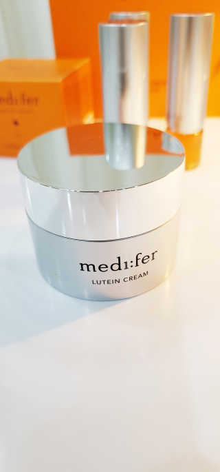 메디페르 [ 1+1 ] 루테인앰플세트 1개 + 루테인크림 50ml 1개 — 5점을 준 리뷰어가 2020년 9월 올린 사용 사진