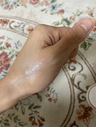 어글리프루프 크림 바이어글리 하이드레이션 샤워 50ml — 5점을 준 리뷰어가 2020년 10월 올린 사용 사진