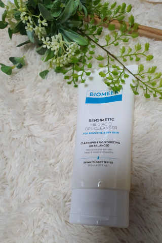 바이오믹 BIOMEEK SENSIMETIC MILD ACID CLEANSER — 5점을 준 리뷰어가 2020년 6월 올린 사용 사진