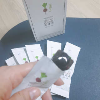 유유네이처 머빈스 젤리 레드비트 콜라겐 — 5점을 준 리뷰어가 2020년 5월 올린 사용 사진