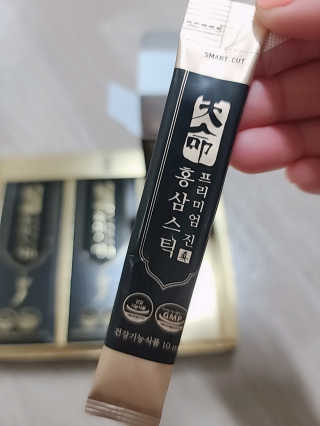 헬스업_천명진프리미엄홍삼스틱_10ml x 30포 — 5점을 준 리뷰어가 2020년 10월 올린 사용 사진