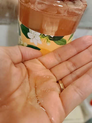 르퀼라야 퓨어텐 올인원 클렌저 810ml 1개 — 5점을 준 리뷰어가 2020년 7월 올린 사용 사진