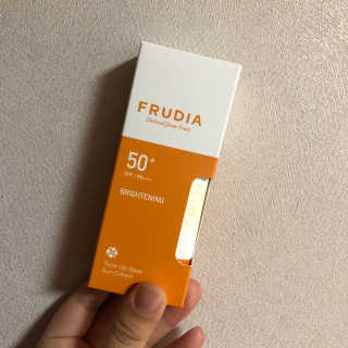 [후르디아] 혼합자차 선 에센스+톤업 선크림 2종 — 5점을 준 리뷰어가 2020년 5월 올린 사용 사진