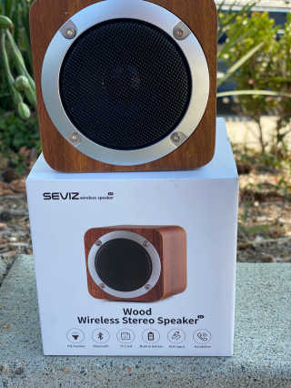 SEVIZ MINI10W 레트로 블루투스 스피커 — 5점을 준 리뷰어가 2020년 8월 올린 사용 사진