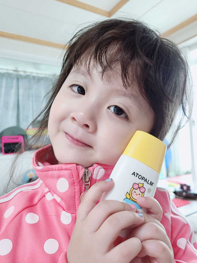 아토팜 야외놀이 선밀크 SPF50+ PA+++ 리뷰 사진