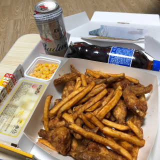 네네치킨 소이크런치윙봉 — 4.5점을 준 리뷰어가 2020년 4월 올린 사용 사진