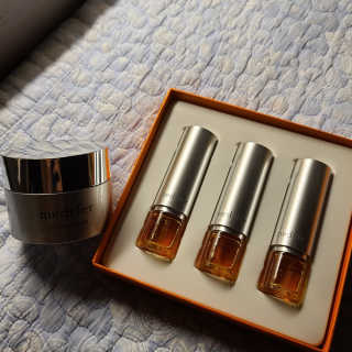 메디페르 [ 1+1 ] 루테인앰플세트 1개 + 루테인크림 50ml 1개 — 5점을 준 리뷰어가 2020년 10월 올린 사용 사진