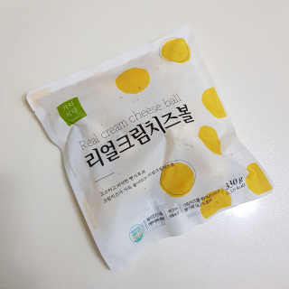 가치식탁 리얼치즈스틱, 리얼크림치즈볼 — 5점을 준 리뷰어가 2020년 9월 올린 사용 사진