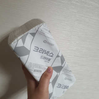 스카트 에코물티슈 에코종이물티슈+크리넥스 딱한장 핸드타월 — 5점을 준 리뷰어가 2020년 11월 올린 사용 사진