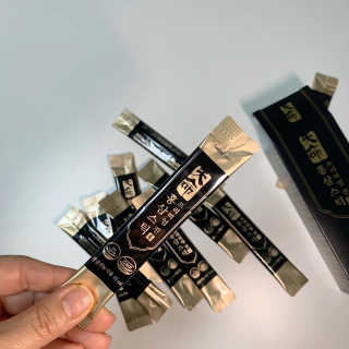 헬스업_천명진프리미엄홍삼스틱_10ml x 30포 — 5점을 준 리뷰어가 2020년 12월 올린 사용 사진