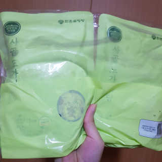 한촌몰 설렁탕집 가마솥 도가니탕 350g x 2팩 — 5점을 준 리뷰어가 2020년 8월 올린 사용 사진
